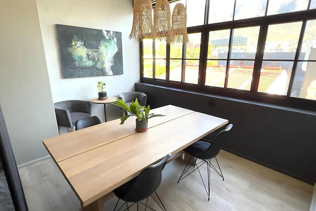 Luxury Tiny Apartment / Co_Living / City Views Cape Town South Africa